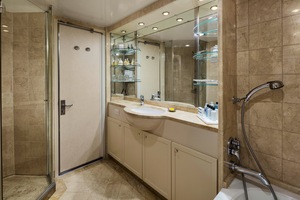 Penthouse Suite